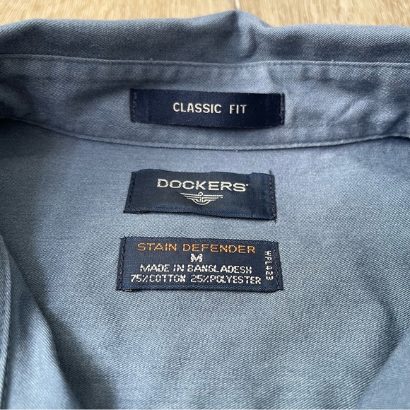 Y2K DOCKERS Menโs Classic Fit Button Down Shirt Size Medium - Picture 8 of 14